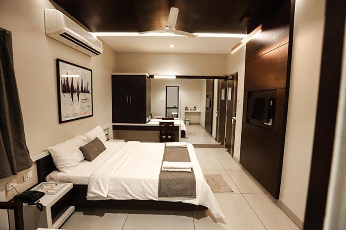 מלון קנצ'יפוראם Sree Sakthi Residency מראה חיצוני תמונה